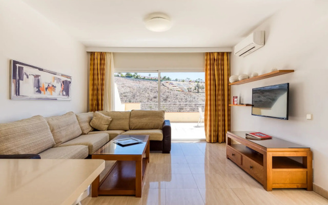 Holiday Club Sol Amadores Hotel