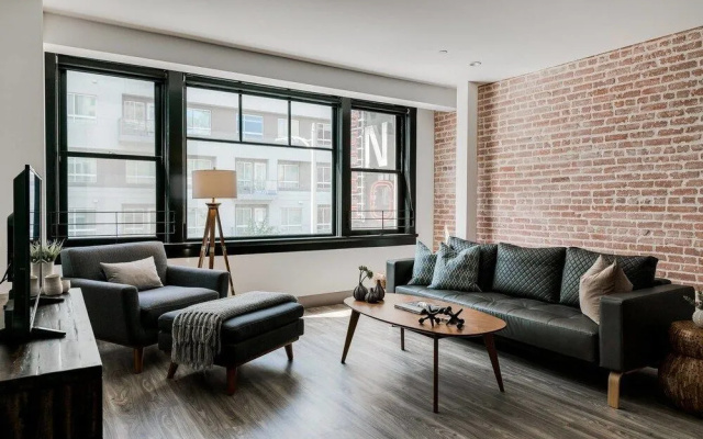 Charming 1 bdrm in DTLA!