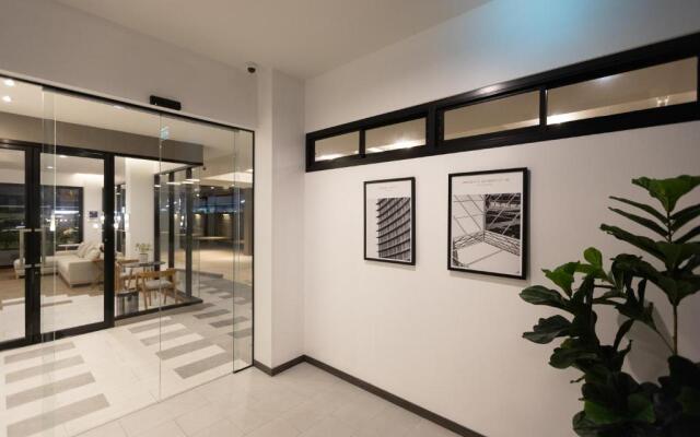 Amiri Place Hotel