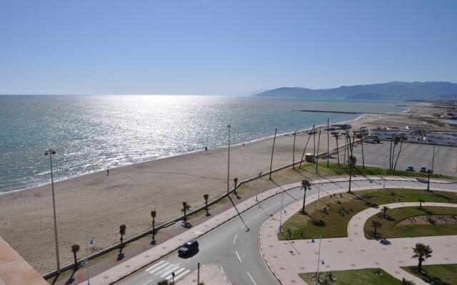 Suites Hotel Omeya