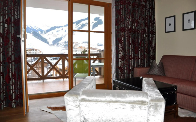 Hotel Alpine Palace
