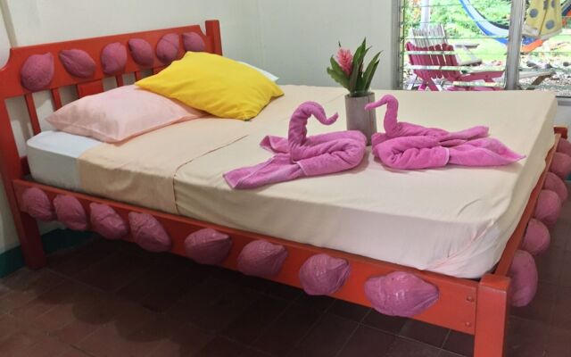 Cinco Ceibas Reserve & Park