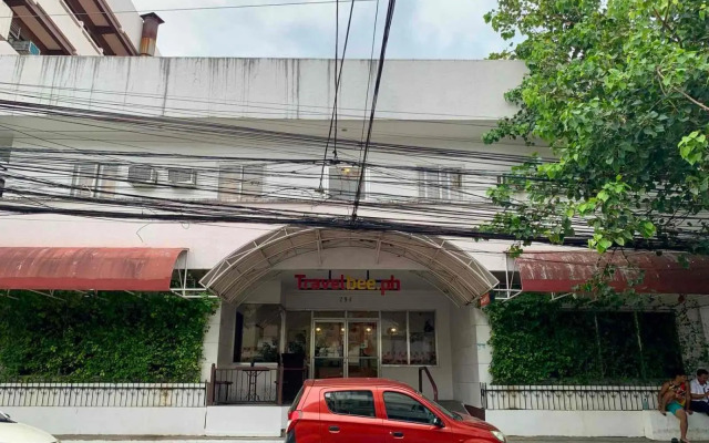 Travelbee Capitol Inn