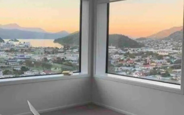 Picton Hilltop Apartment
