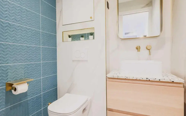 Elegant Apartment - 2br/6p - Canal St Martin