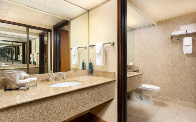 DoubleTree by Hilton San Jose