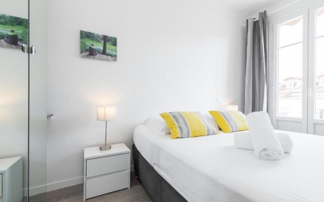 Cosy 2 Bdrs-Terrace near GaribaldiVieux NicePort