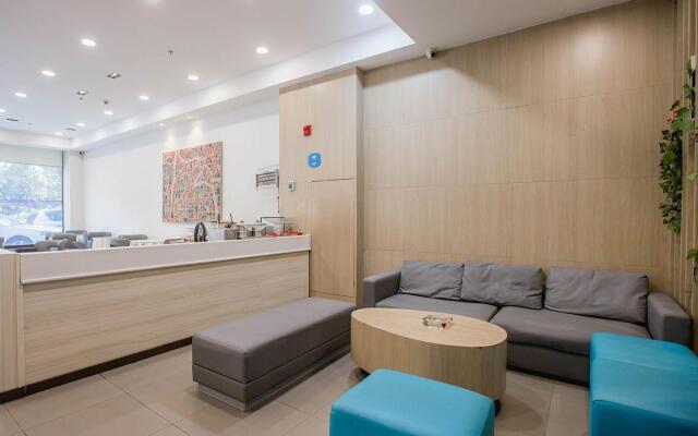 Hanting Hotel Yueyang Pipawang Highway lnterchange