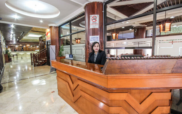 Grand Menteng Hotel