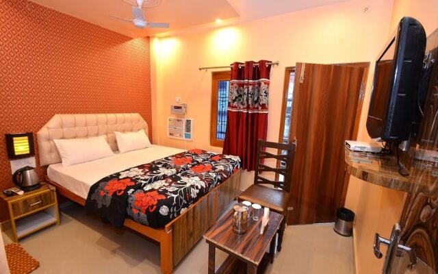 Walkin Shiva P Guest House