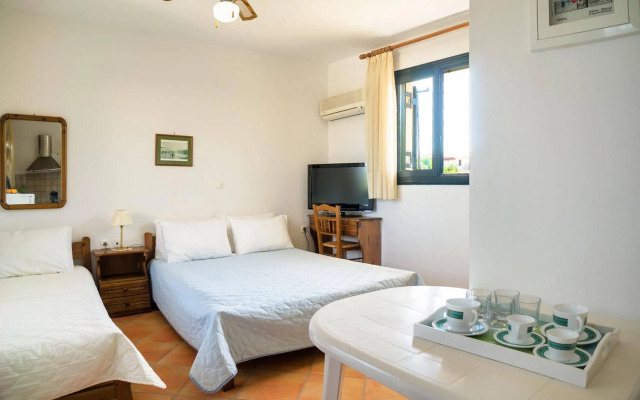 Koxyli Village Studios & Apartments