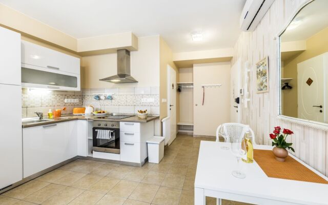 Enjoy Budapest Aparthotel