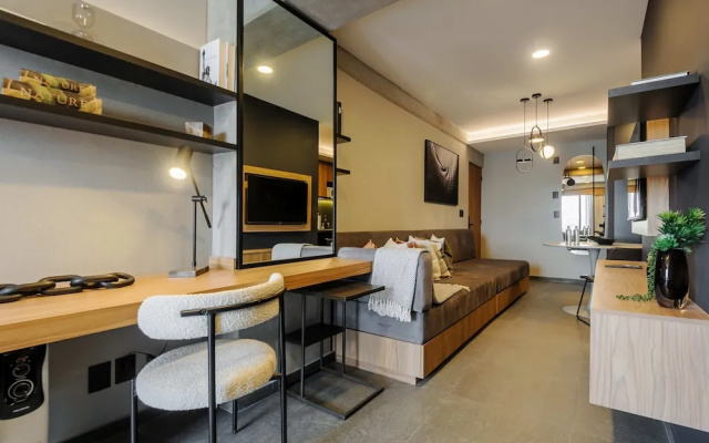 w Lovely 1BR w Private Balcony in Tabacalera