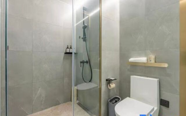 Atour X Hotel， Jiaotong University，Xujiahui Center，Shanghai