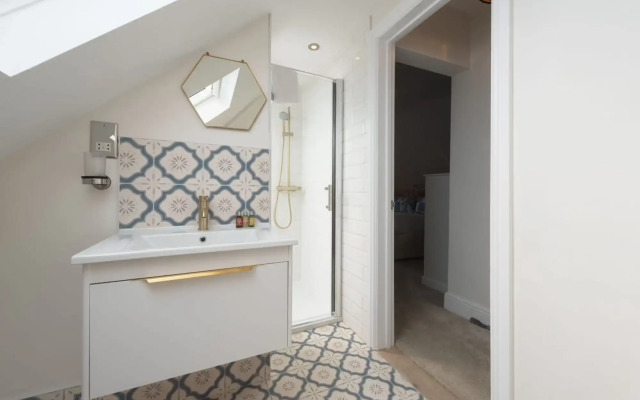 Somerset House Hotel & Restaurant