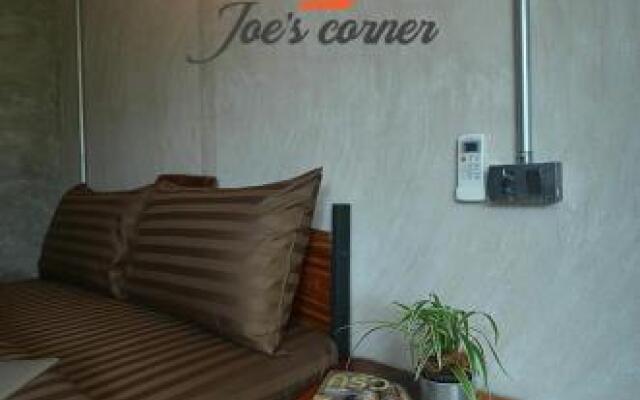 Joe's Corner Kohmak