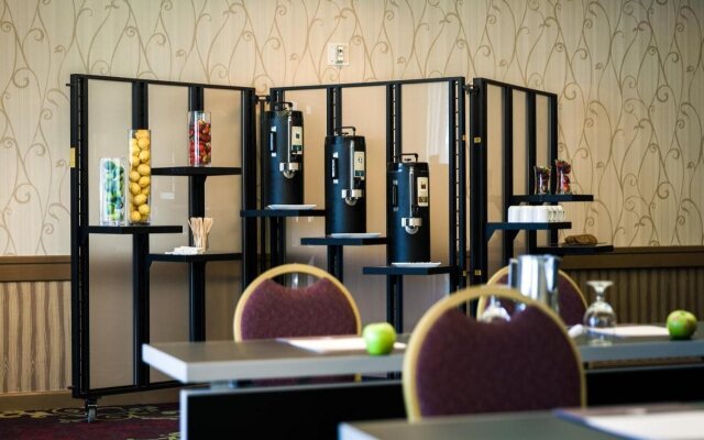 DoubleTree by Hilton Sonoma - Wine Country