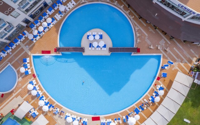 Cenger Beach Resort&Spa