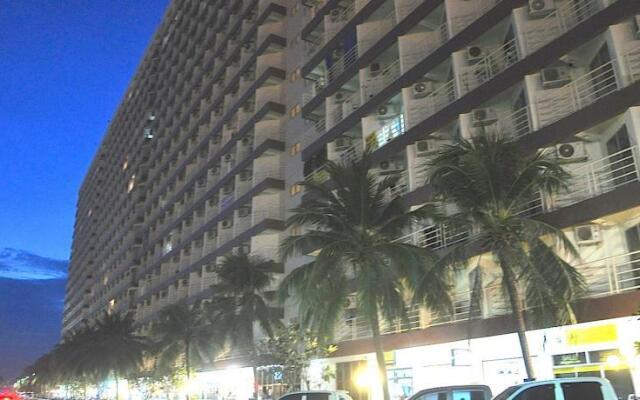 Jomtien Beach Condo by Pattaya Capital Property