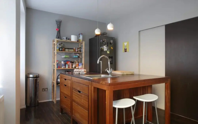 Central Apartment for the Fringe