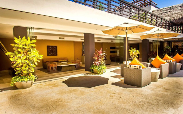 Aldea Thai by Bric