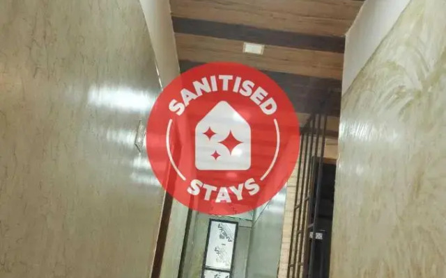 Oyo 702305 Hotel Rajeshwari Plaza