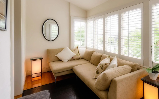 The Woodbridge Waterfront Rooms.
