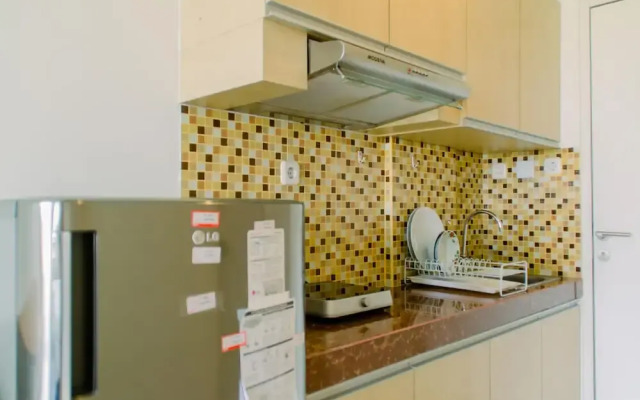 Comfortable and Simply Studio Apartment at Tamansari Skylounge
