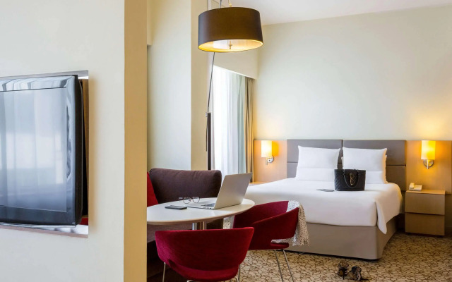 Hotel Novotel Suites Mall Avenue Dubai