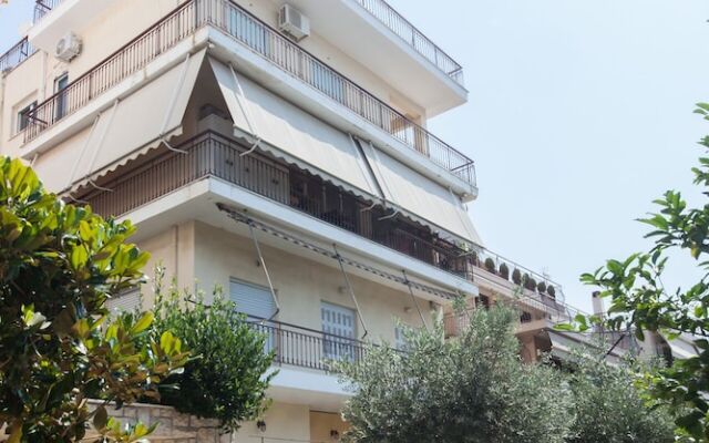 Spacious New apt w View in Agia Varvara