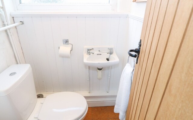 Bay View Apartment