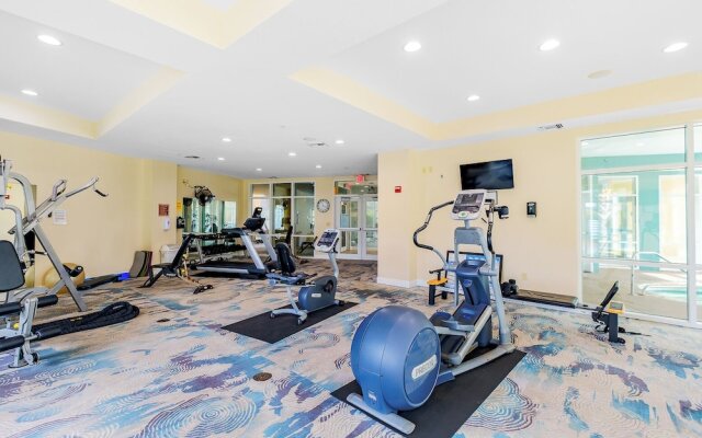 Legacy Towers I Deluxe