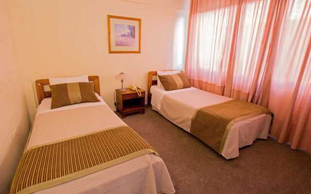 Hotel Dacarlo