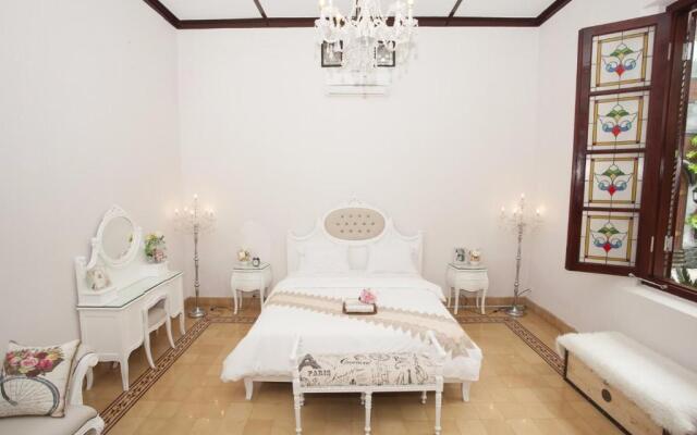 Huis Van Gustafine Floor 1