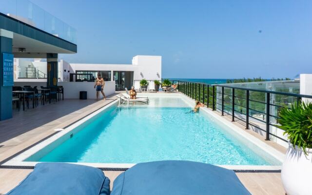 The Boat 308 2 Bedroom Condo by Redawning