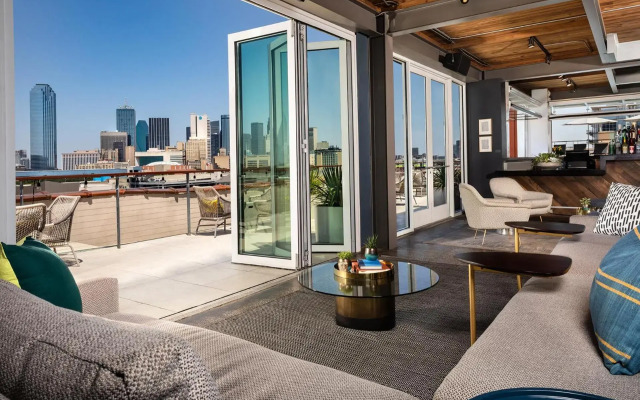 Canvas Hotel Dallas