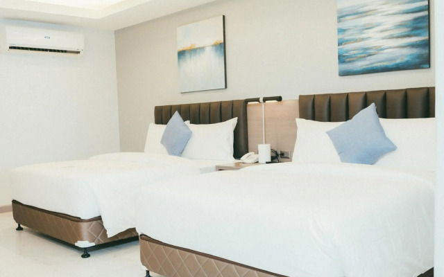 NS Royal Hotel