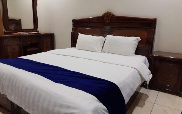 OYO 541 The Mar Furnished Apartments