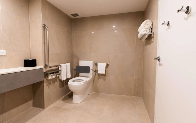 Novotel Cairns Oasis Resort