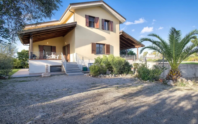 Sardinia Re - Villa Gialla