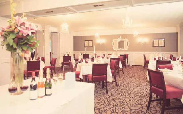 Devon Inn Hotel