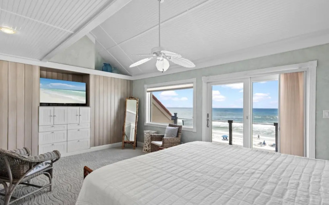 Green Reef #7- Emerald Horizon