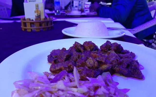 Siaya White Hotel