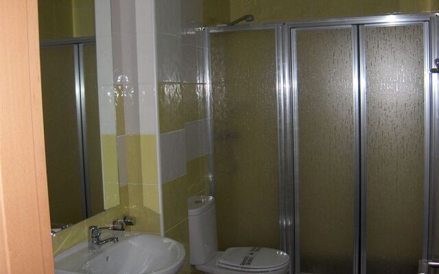 Albergue Inturjoven Huelva - Hostel