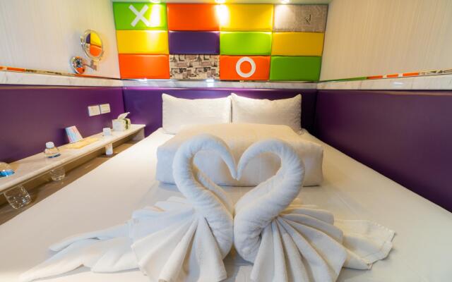 Capsule Hostel