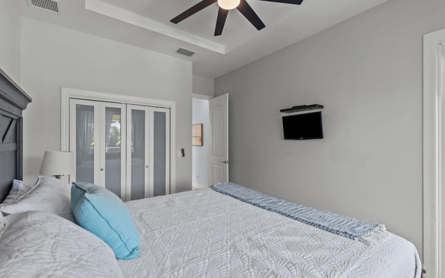 Sunrise Island Retreat