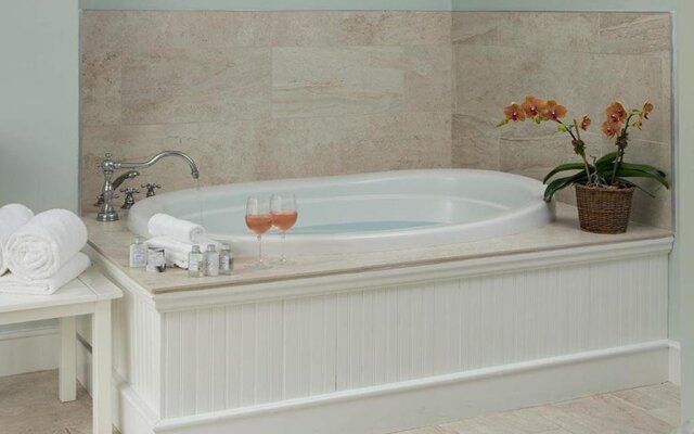 Shelter Island House