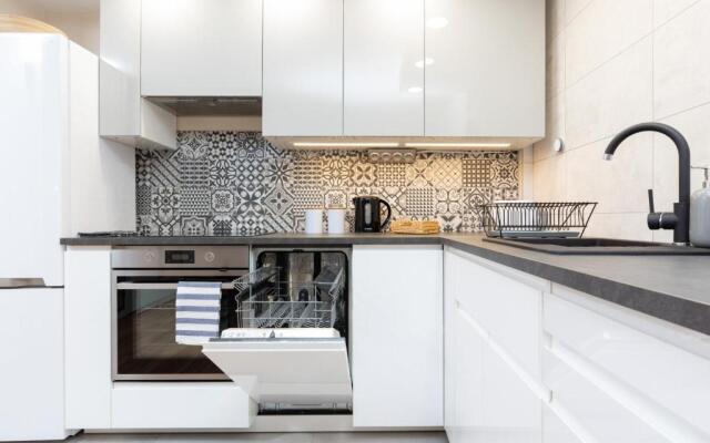 Apartments Warsaw Królewska by Renters