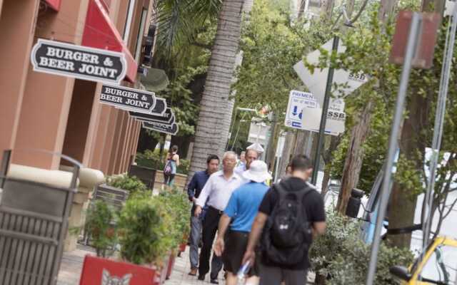 Brickell Family Travel Suites