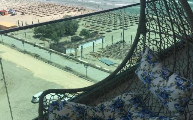 Velvet 64 apartament pe plaja